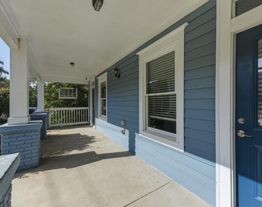 86 Mayson Avenue Ne - Photo Thumbnail 2