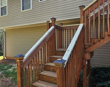 1406 Flanagan Mill Drive - Photo Thumbnail 4