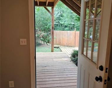 1406 Flanagan Mill Drive - Photo Thumbnail 28