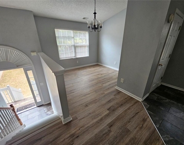 1406 Flanagan Mill Drive - Photo Thumbnail 11