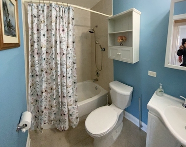 693 E Fullerton Avenue - Photo Thumbnail 7