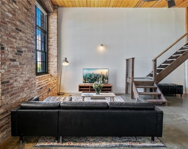 170 Boulevard Se - Photo Thumbnail 13