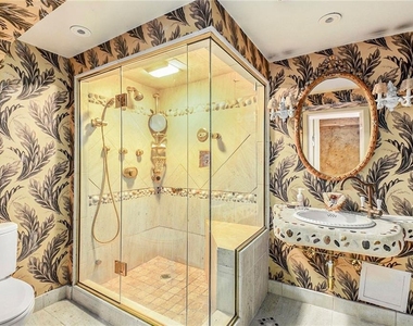 2378 Glenwood Drive Ne - Photo Thumbnail 21