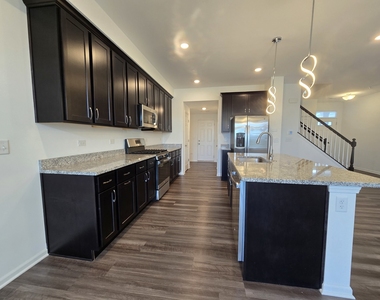 12606 S Talbot Circle - Photo Thumbnail 6