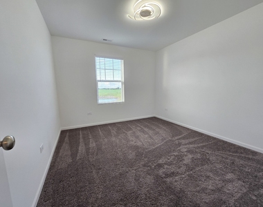 12606 S Talbot Circle - Photo Thumbnail 9