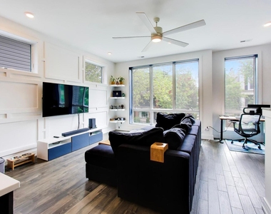 3740 N Clifton Avenue - Photo Thumbnail 4