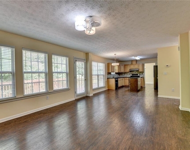 3380 Mcclure Woods Drive - Photo Thumbnail 20