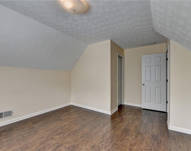 3380 Mcclure Woods Drive - Photo Thumbnail 34