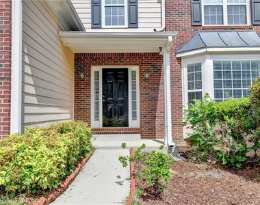3380 Mcclure Woods Drive - Photo Thumbnail 3