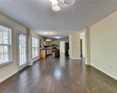 3380 Mcclure Woods Drive - Photo Thumbnail 21