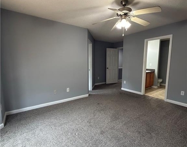 549 Maggie Lane - Photo Thumbnail 14