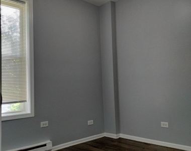 6601 S Green Street - Photo Thumbnail 5
