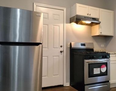 6601 S Green Street - Photo Thumbnail 9