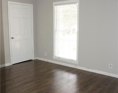 3763 Ashford Dunwoody Road Ne - Photo Thumbnail 10