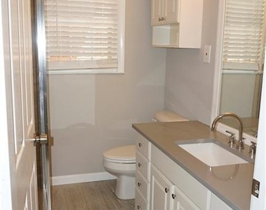 3763 Ashford Dunwoody Road Ne - Photo Thumbnail 11