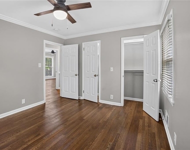 2982 Northbrook Drive - Photo Thumbnail 22