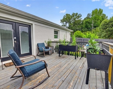 2982 Northbrook Drive - Photo Thumbnail 1