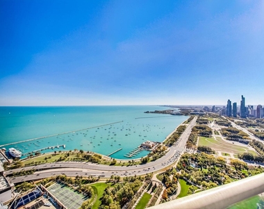 340 E Randolph Street - Photo Thumbnail 29