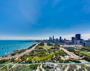 340 E Randolph Street - Photo Thumbnail 53