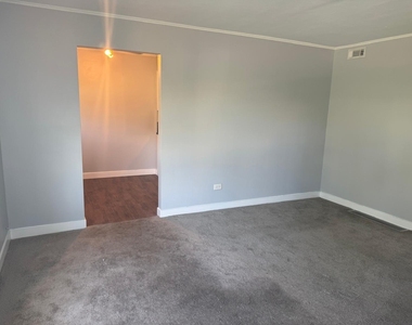 28 W Willow Street - Photo Thumbnail 6