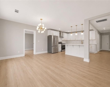 1658 Temple Avenue - Photo Thumbnail 1