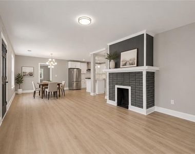 1658 Temple Avenue - Photo Thumbnail 5