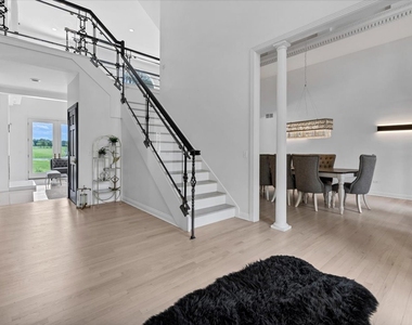 4206 Royal Fox Drive - Photo Thumbnail 11