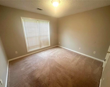 2743 Sam Calvin Drive - Photo Thumbnail 10