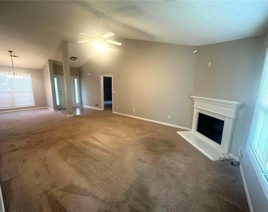 2743 Sam Calvin Drive - Photo Thumbnail 2