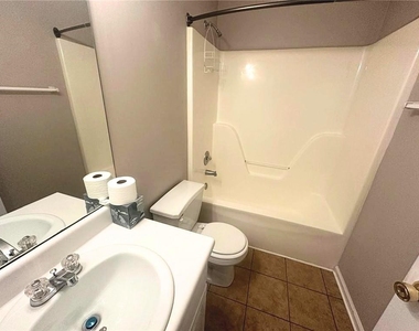 2743 Sam Calvin Drive - Photo Thumbnail 17