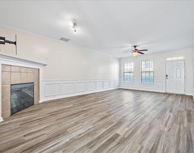 472 Tufton Trail Se - Photo Thumbnail 3
