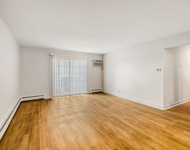 785 Pershing Avenue - Photo Thumbnail 2