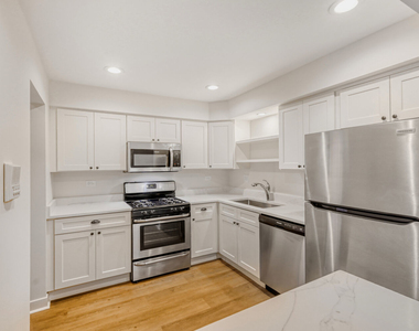 785 Pershing Avenue - Photo Thumbnail 4