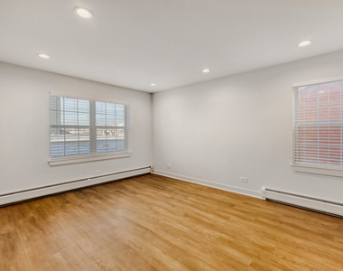 785 Pershing Avenue - Photo Thumbnail 8