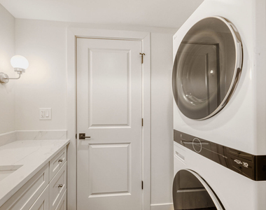 785 Pershing Avenue - Photo Thumbnail 11