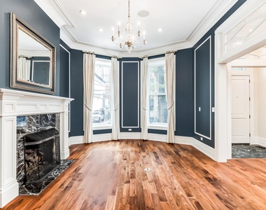 116 W Chestnut Street - Photo Thumbnail 2