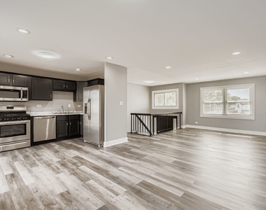 5611 Allemong Drive - Photo Thumbnail 9