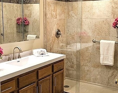 450 Rosewood Crossing - Photo Thumbnail 19