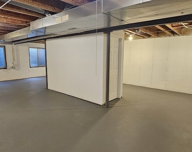 450 Rosewood Crossing - Photo Thumbnail 23