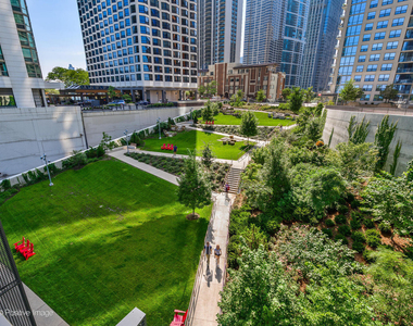 211 N Harbor Drive - Photo Thumbnail 15