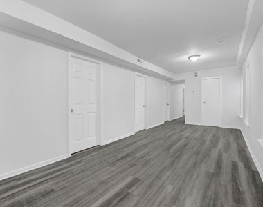 2152 W 21st Street - Photo Thumbnail 8