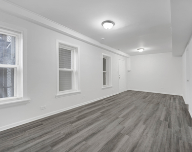 2152 W 21st Street - Photo Thumbnail 9
