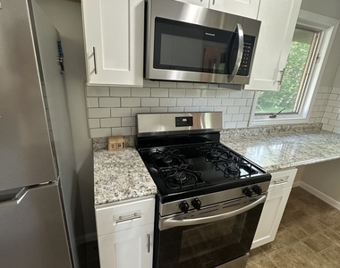 45 Golfview Road - Photo Thumbnail 3