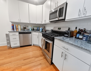 6638 N Glenwood Avenue - Photo Thumbnail 10