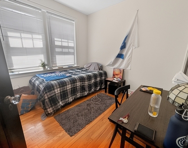 6638 N Glenwood Avenue - Photo Thumbnail 13