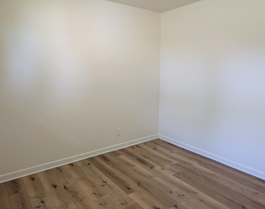 311 Stewart Drive - Photo Thumbnail 10