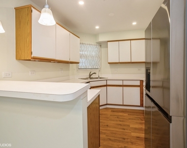 1051 Rockport Drive - Photo Thumbnail 3