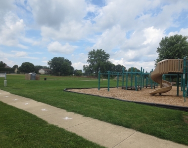 1051 Rockport Drive - Photo Thumbnail 18