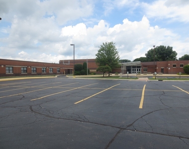 1051 Rockport Drive - Photo Thumbnail 16