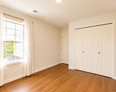 313 Sheffield Drive - Photo Thumbnail 35